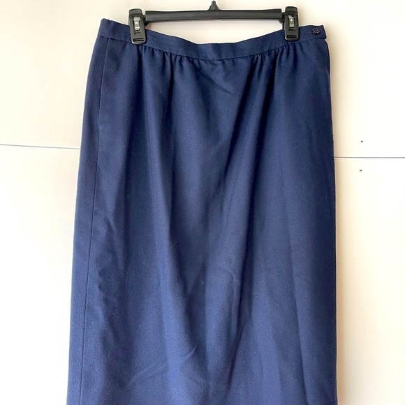 Pendleton Women's Plus Size Navy Blue Skirt 100% Virgin Wool, Sz 14 - Picture 3 of 10